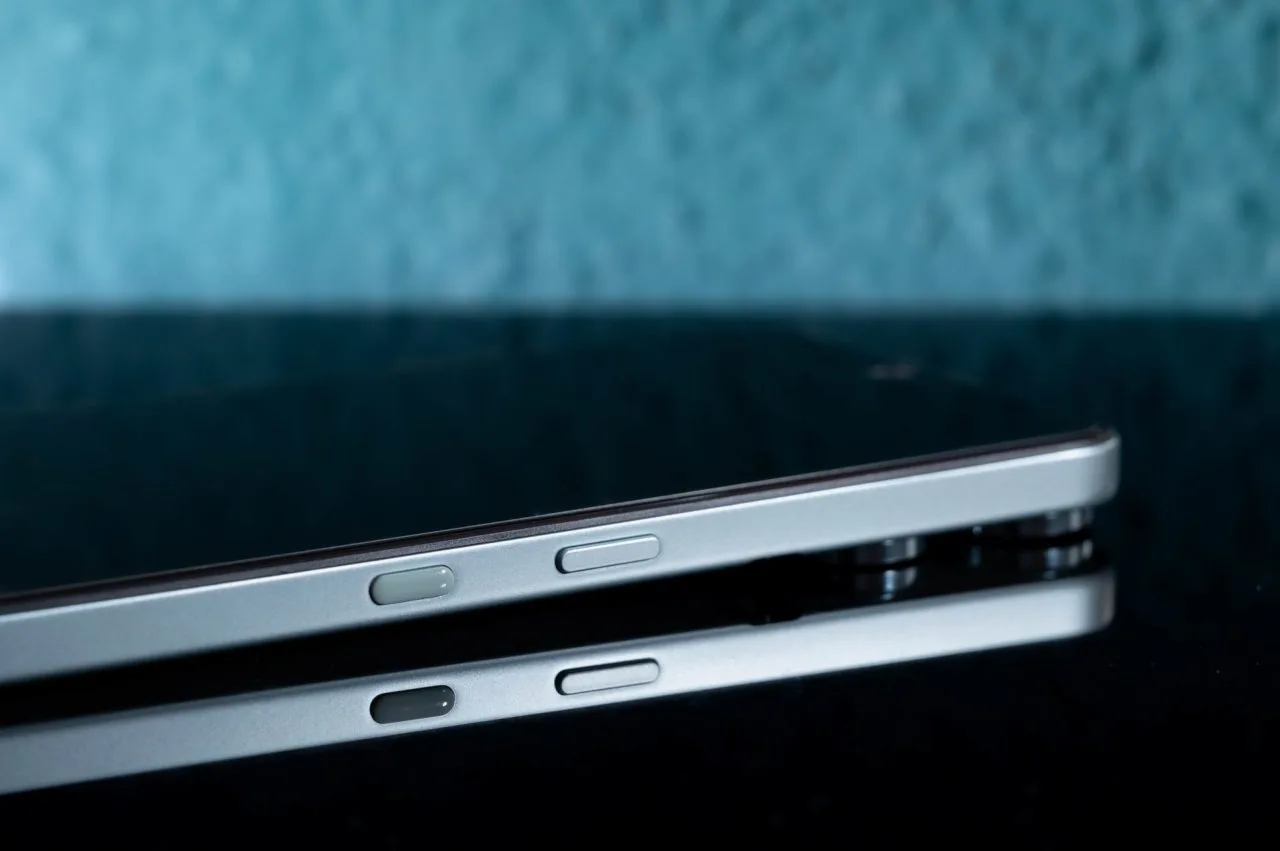 CMF Phone 2 Pro seitliche Bedientasten