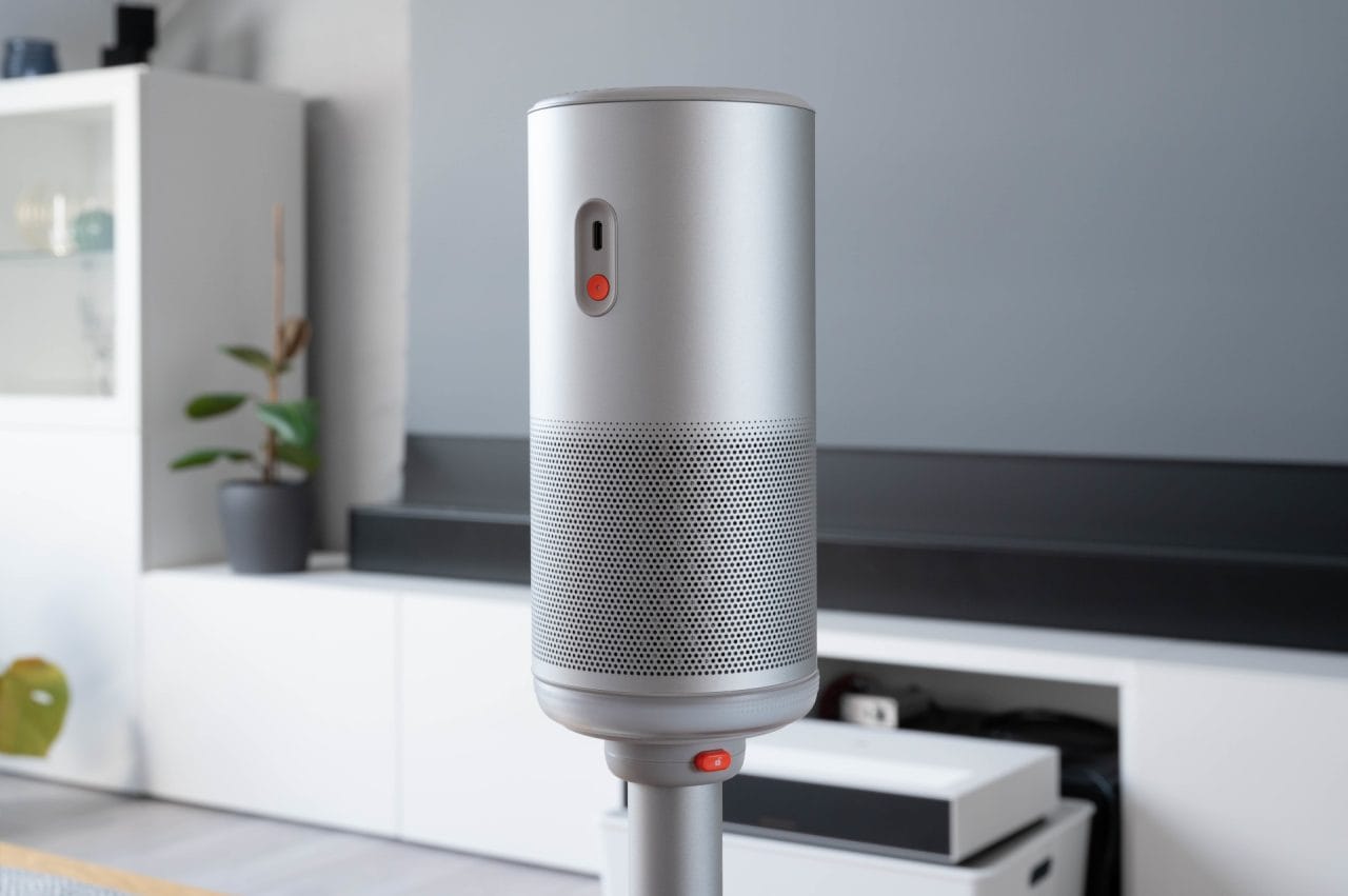 XGIMI MoGo 4 Mini-Remote an Beamer
