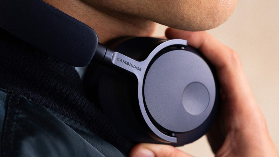 Cambridge Audio Melomania P100SE Hero