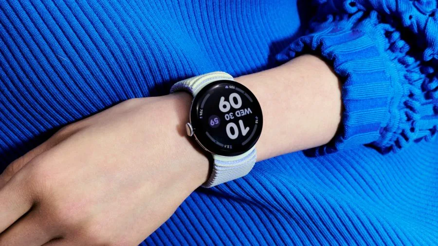 Google Pixel Watch 4 Hero