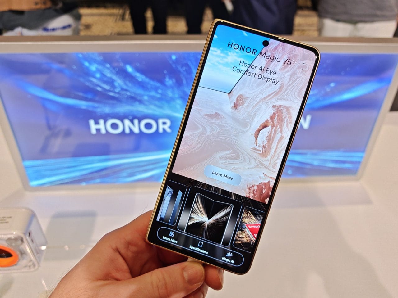 HONOR Magic V5 Außendisplay