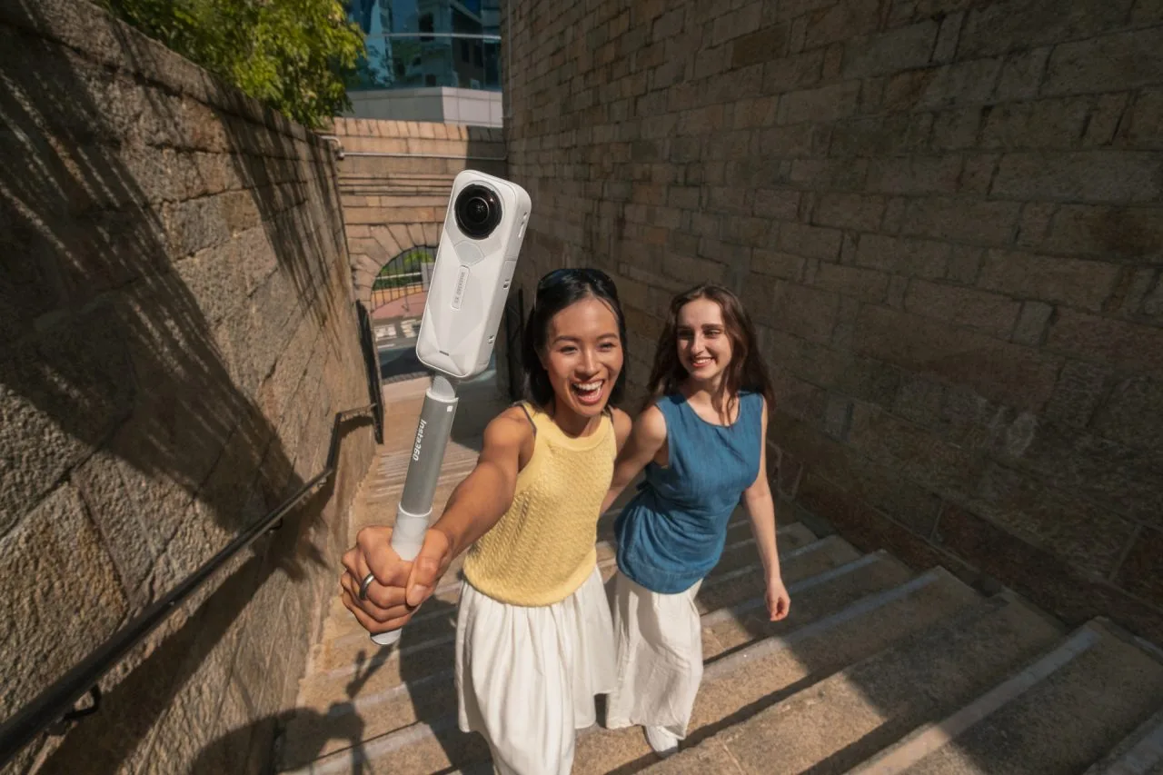 Insta360 X5 Satin White Limited Edition Vlogging