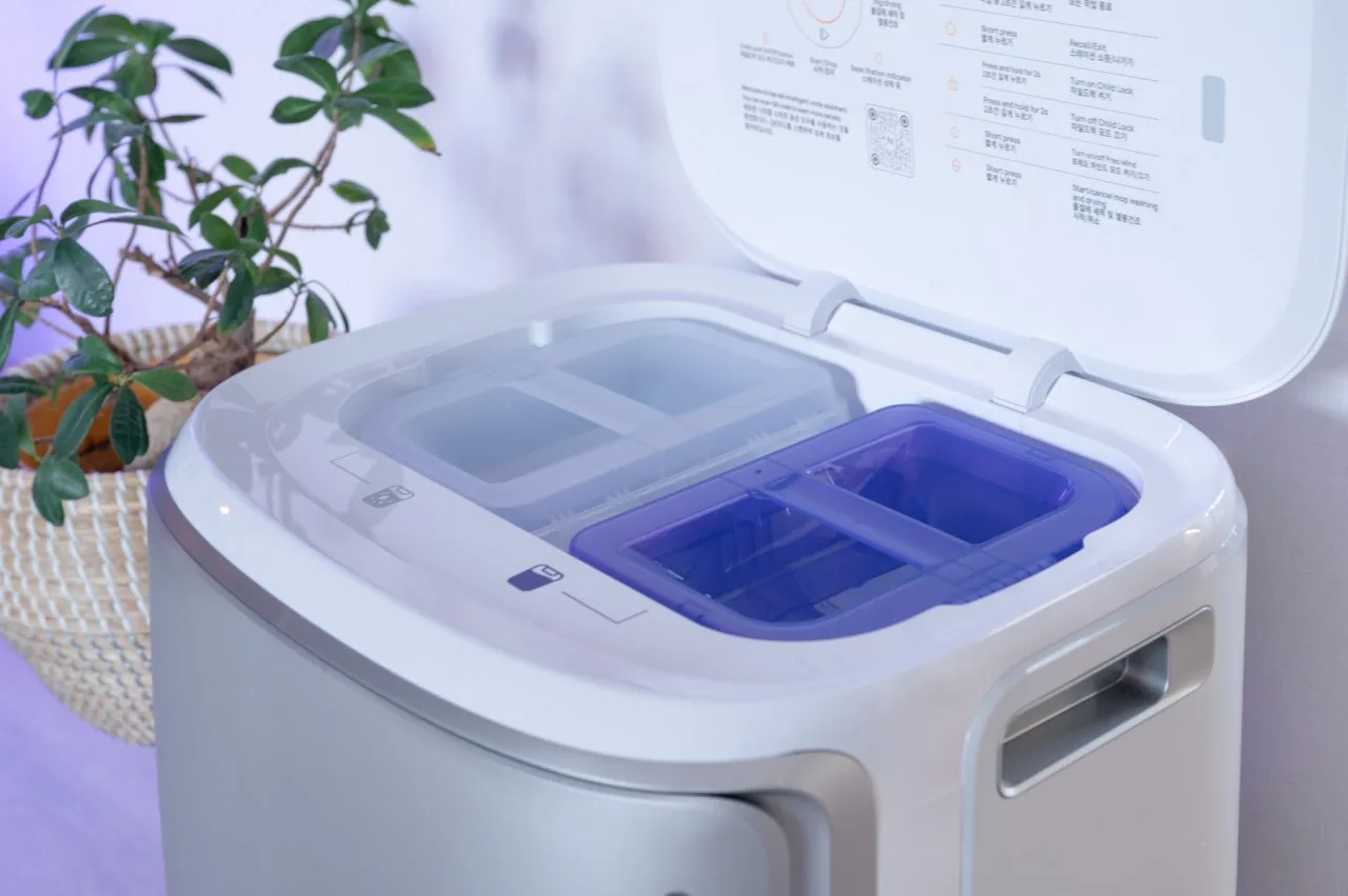 Narwal Freo Z10 Ultra rengøringsstation med tanke