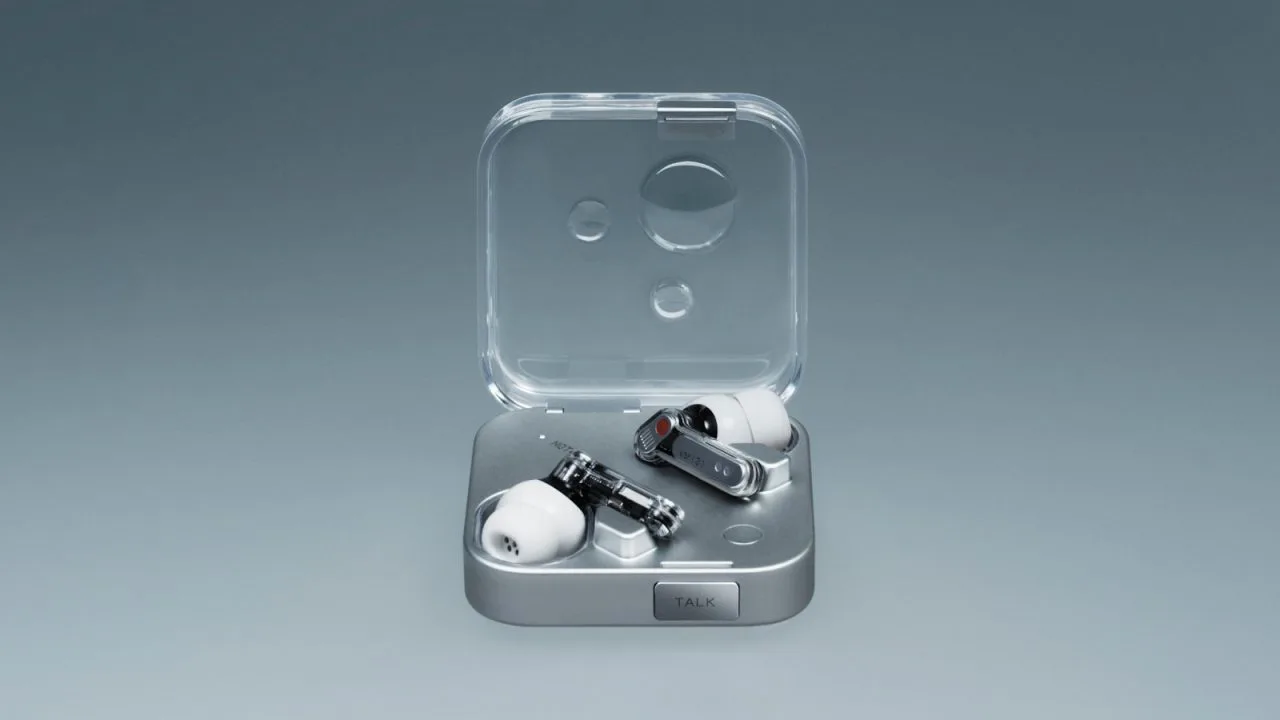 Nothing Ear (3) ladeveske