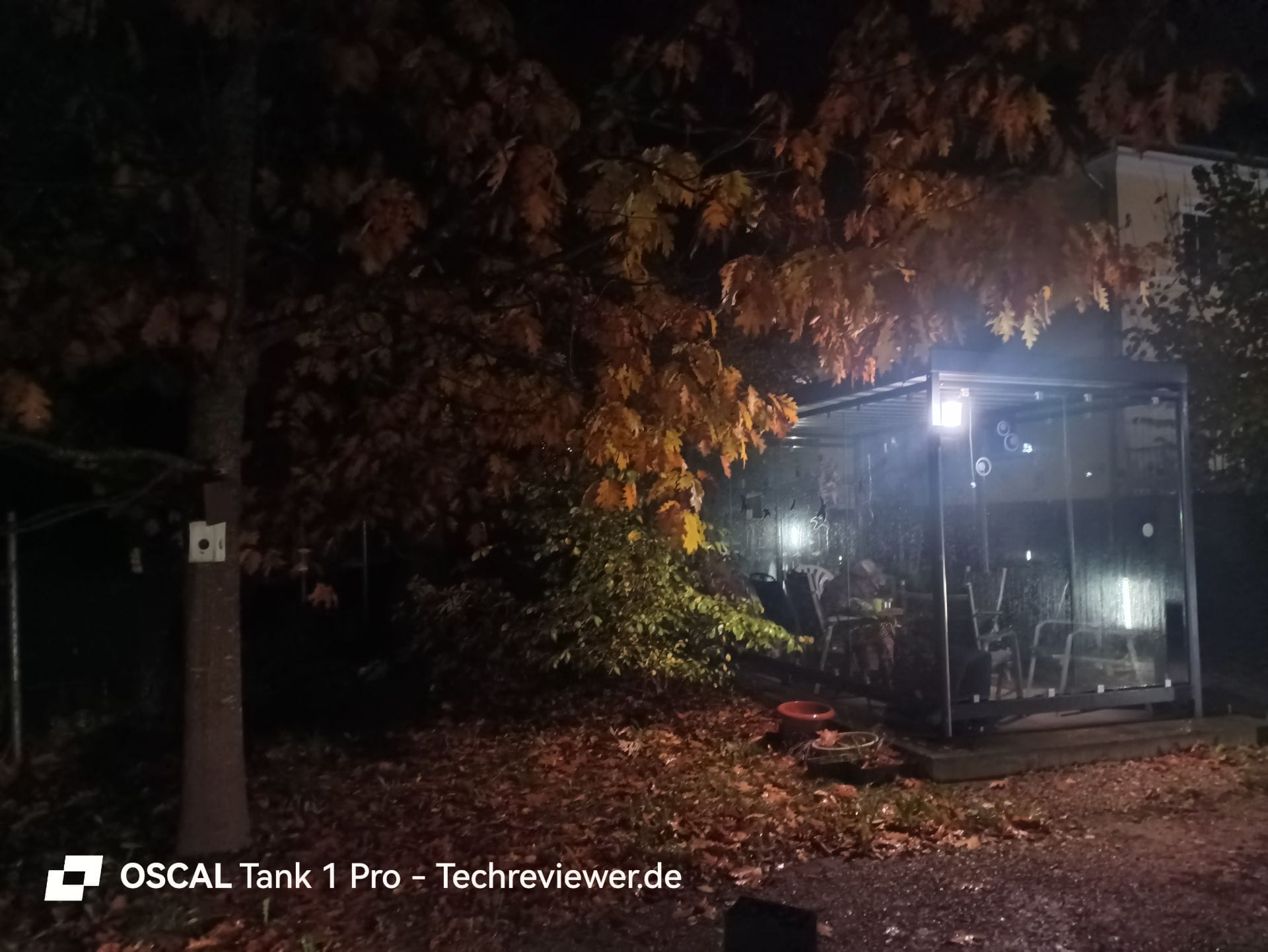 OSCAL Tank 1 Pro - Nachtaufnahme