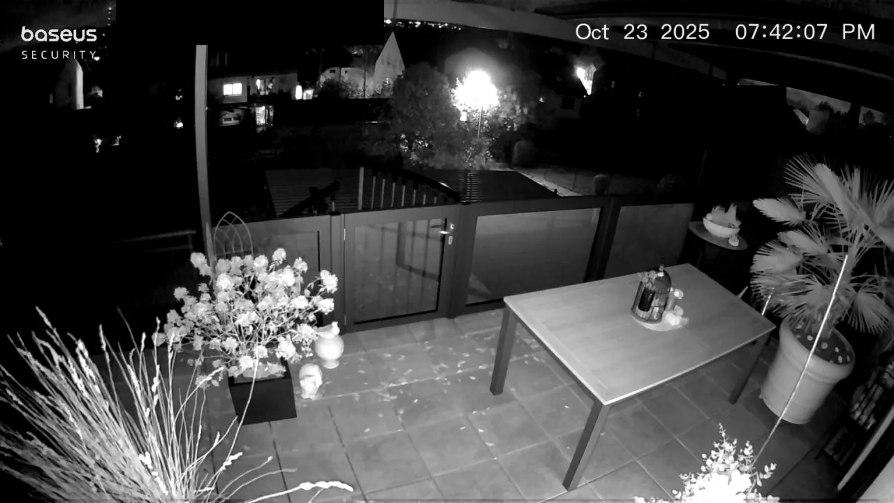 Noční testovací snímek Baseus S1 Lite