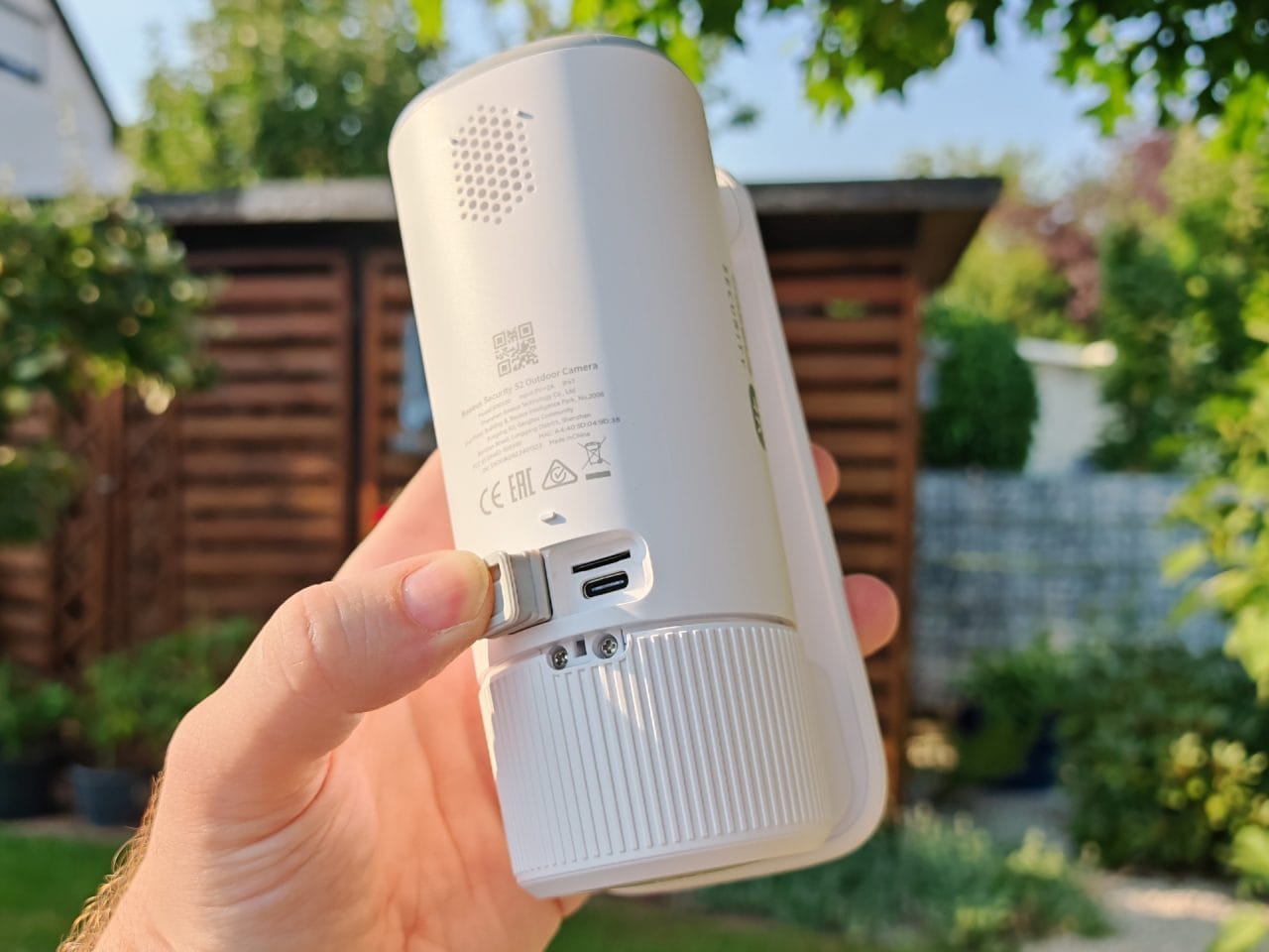 Baseus S1 Lite und S2 Anschlüsse
