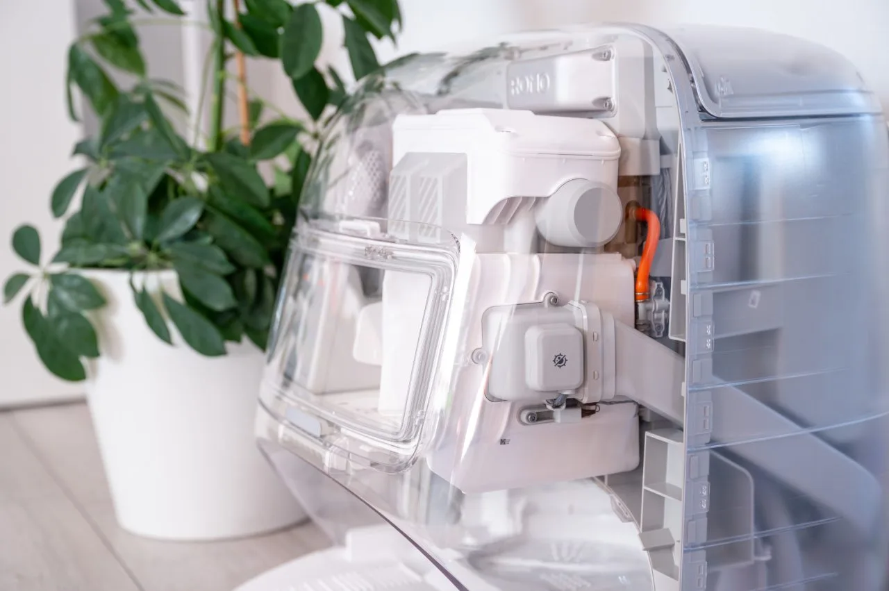 Průhledná stanice DJI ROMO P