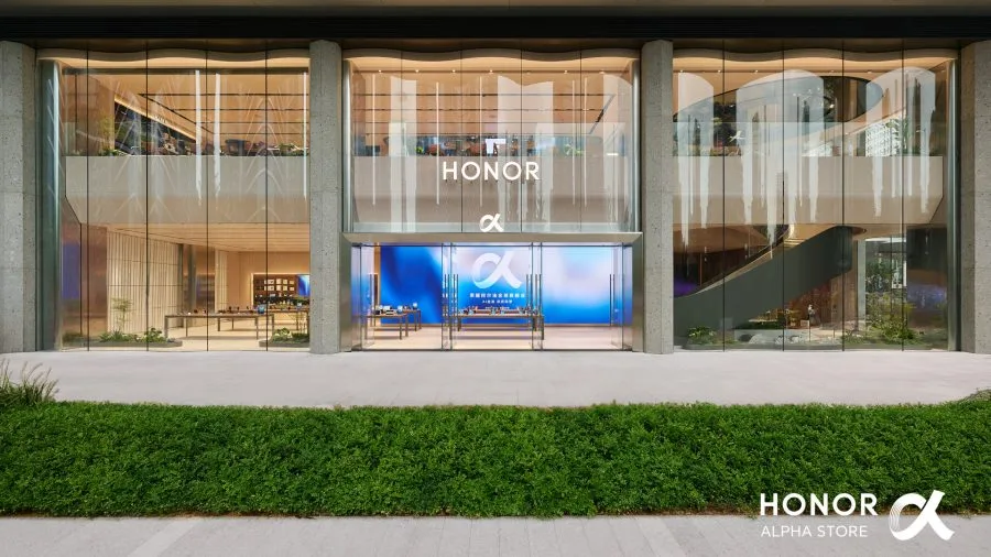 HONOR Alpha Store News Hero