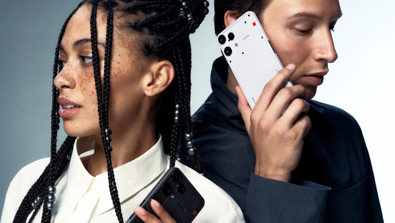 Nothing Phone 3a Lite Lifestyle (1)