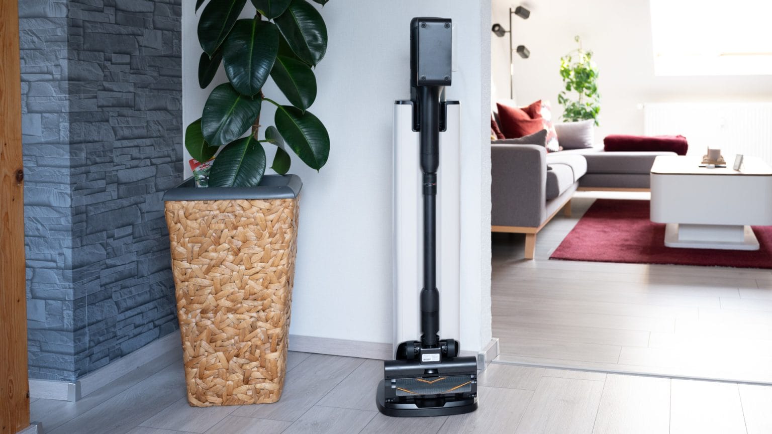 roborock saros 10r mit wasseranschluss