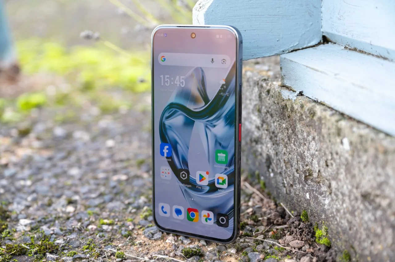 Нубия Эйр Дисплей