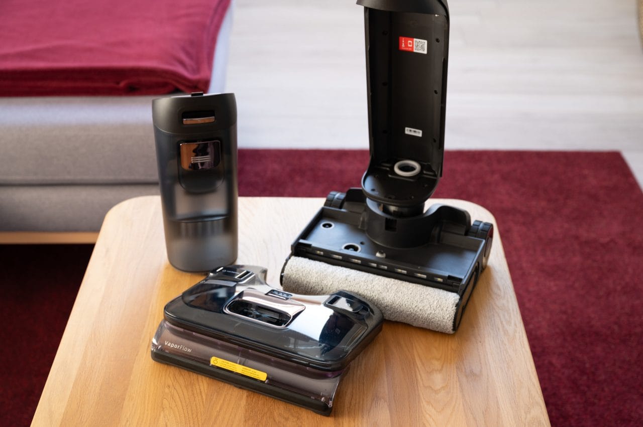 Roborock F25 Ultra Tanks