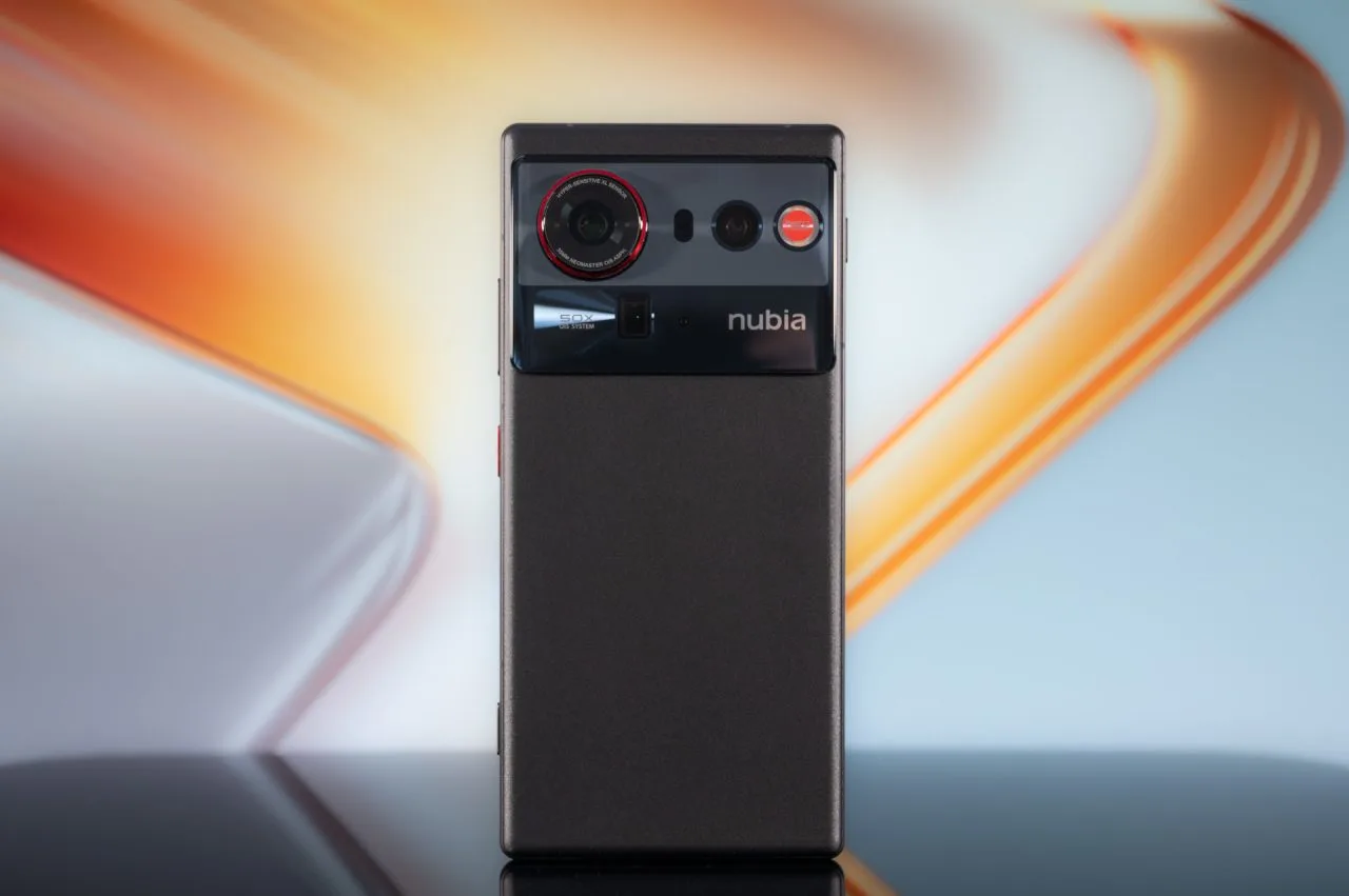 nubia Z80 Ultra back