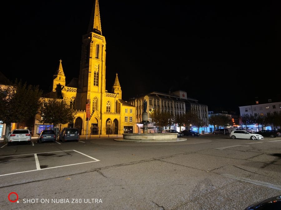 Kamera Testaufnahme Ultraweitwinkel Nacht Kirche