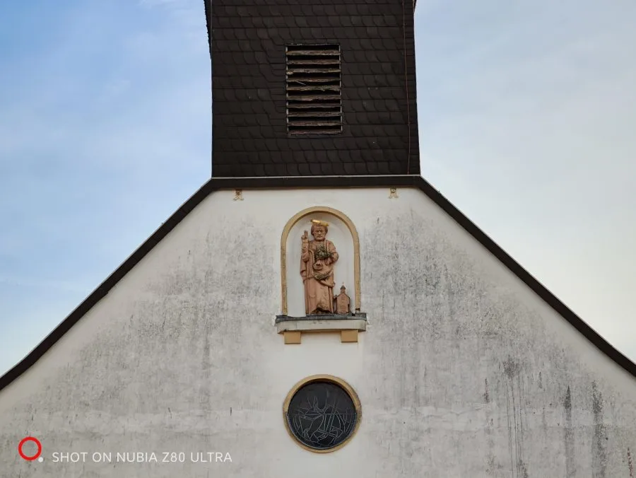 Camera test shot, 3,3x telephoto lens