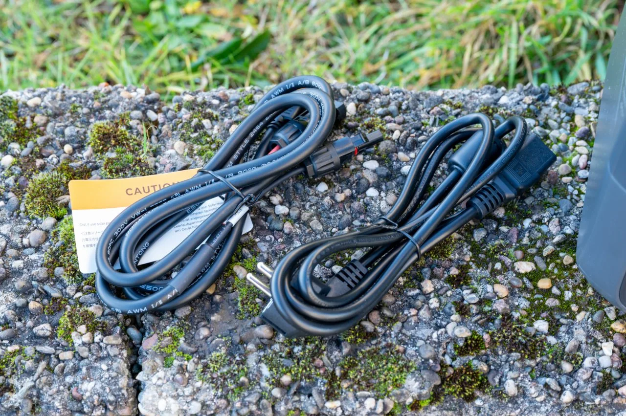 Кабель питания и кабель для солнечной зарядки BLUETTI Elite 100 V2