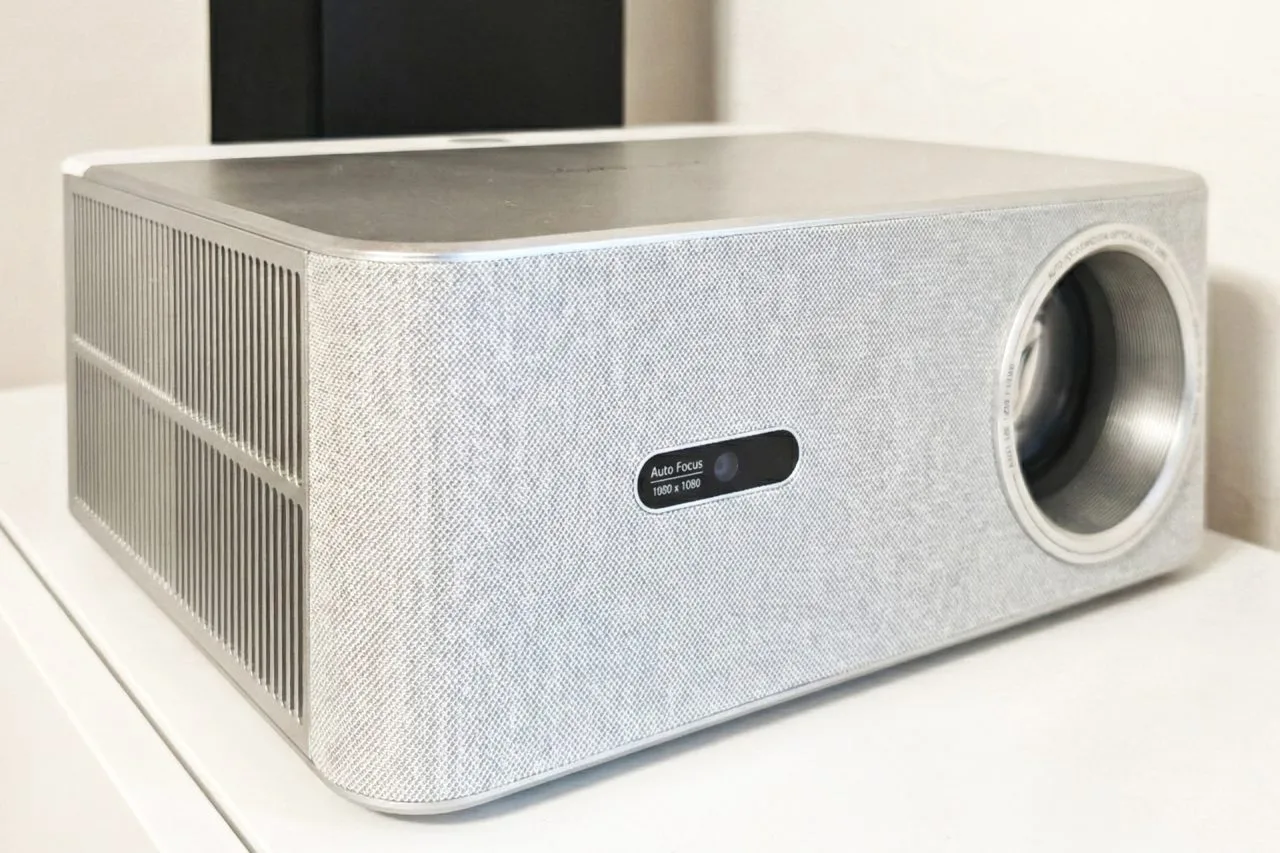 מקרן OSCAL PV800 Pro מהצד