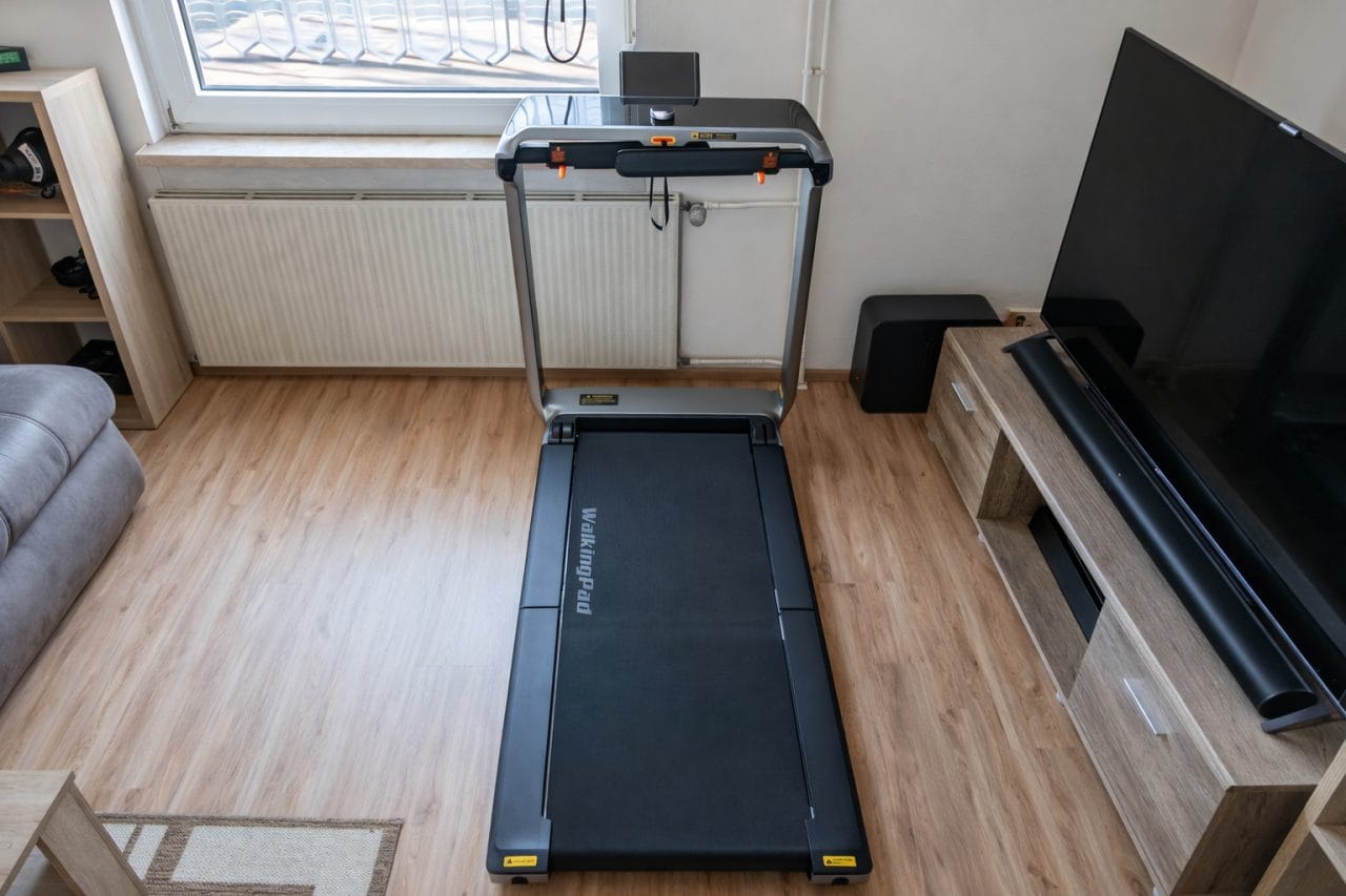 WalkingPad X218 aufgeklappt