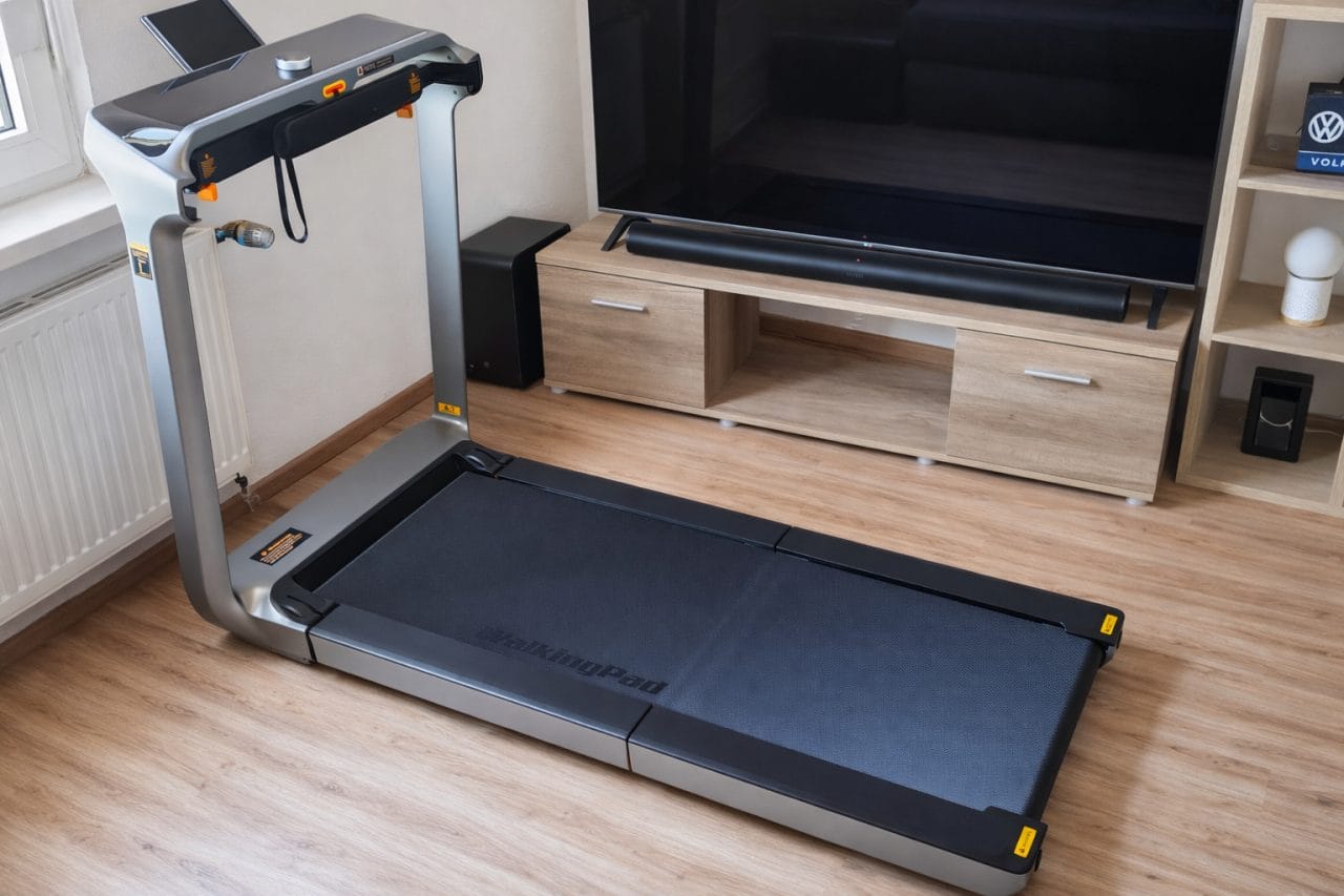 WalkingPad X218 Review - Space-saving treadmill with surprisingly