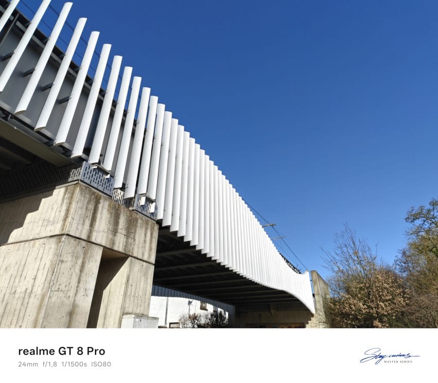 realme GT 8 Pro Hauptkamera Testaufnahme bei Tag Brücke