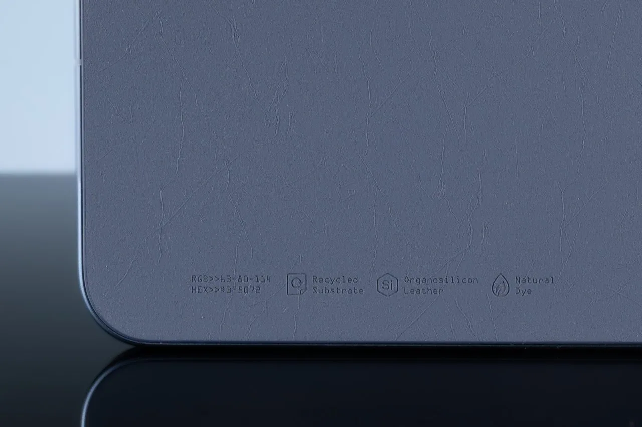 realme GT 8 Pro vegan deri