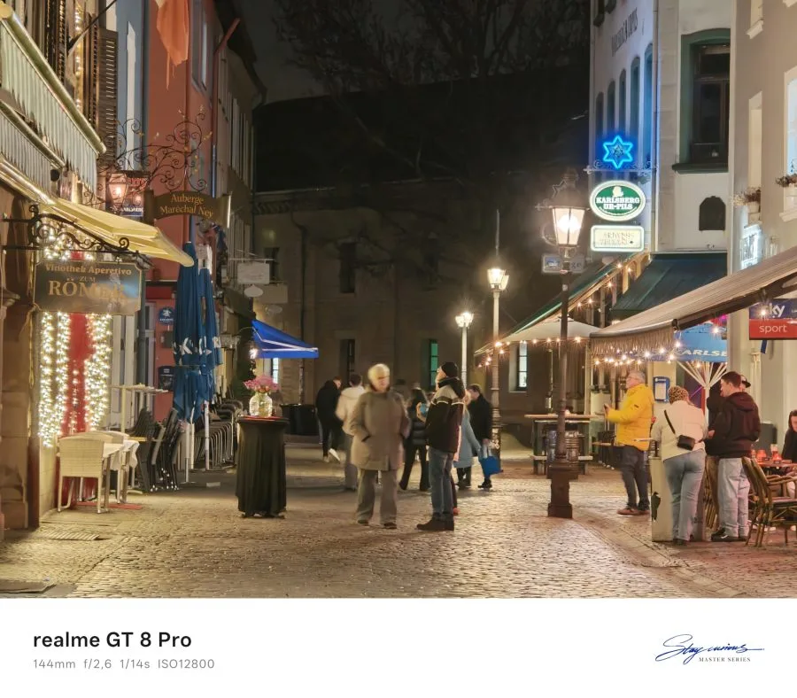 realme GT 8 Pro Periskop Kamerası ile Şehirde Gece Çekimi Testi