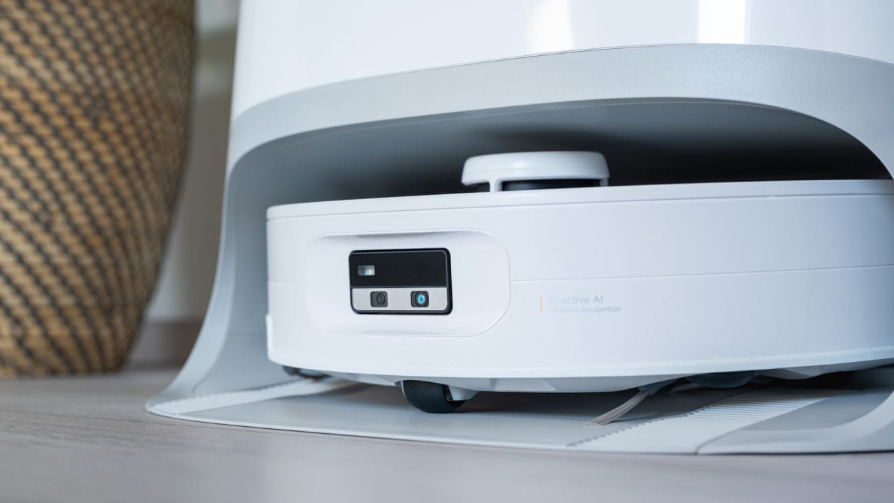 Roborock Qrevo Curv 2 Flow Review Hero