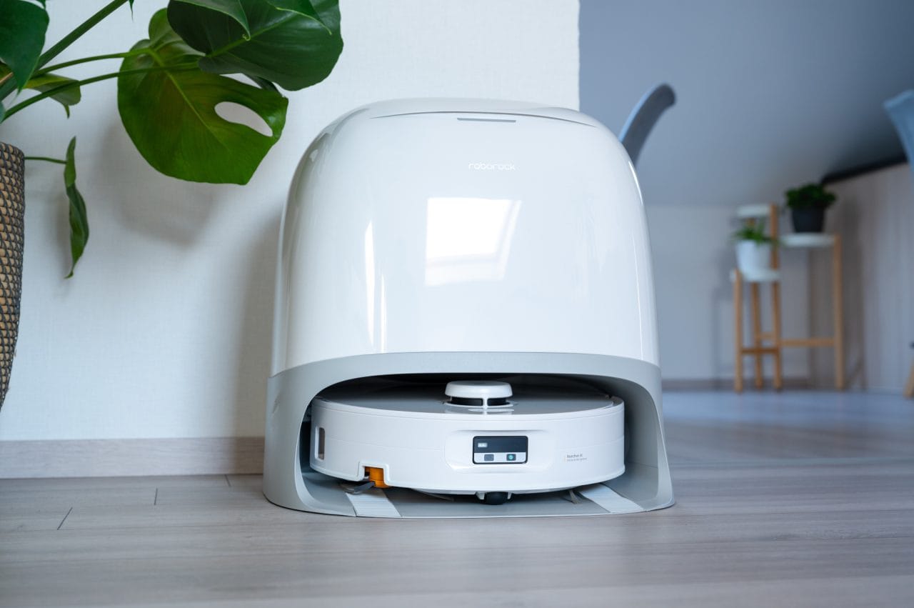 Roborock Qrevo Curv 2 in Station