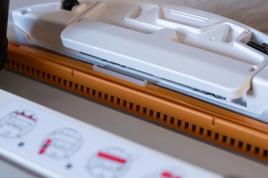 Roborock Qrevo Curv 2 Flow Abstreifkante