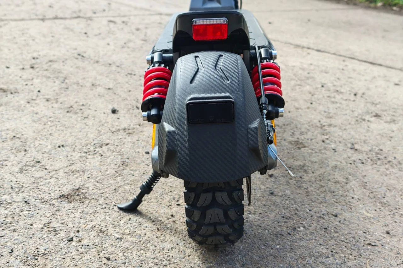 iScooter iX7 Pro arka tekerleği