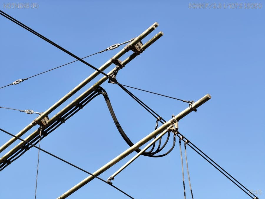 Phone (4a) Periskopkamera Oberleitung