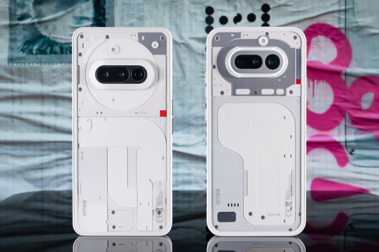 Nothing Phone (3a) neben Nothing Phone (4a)