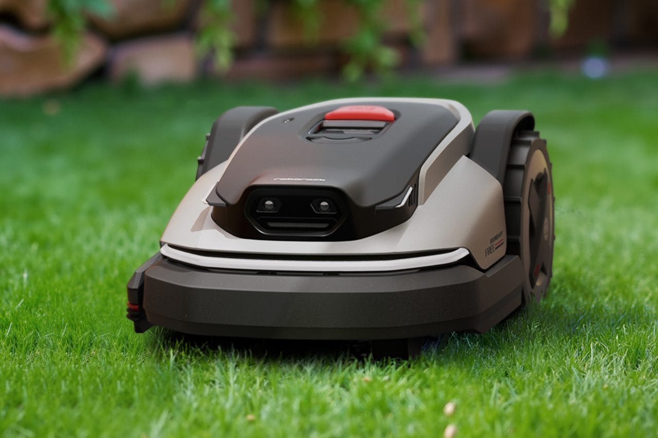 RockMow S1 Mähroboter Lifestyle