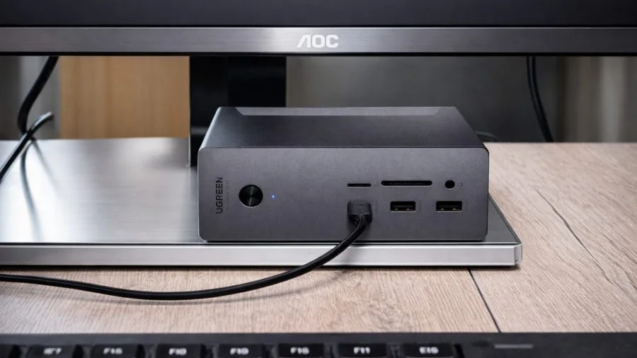 UGREEN Revodok Max 213 Hero