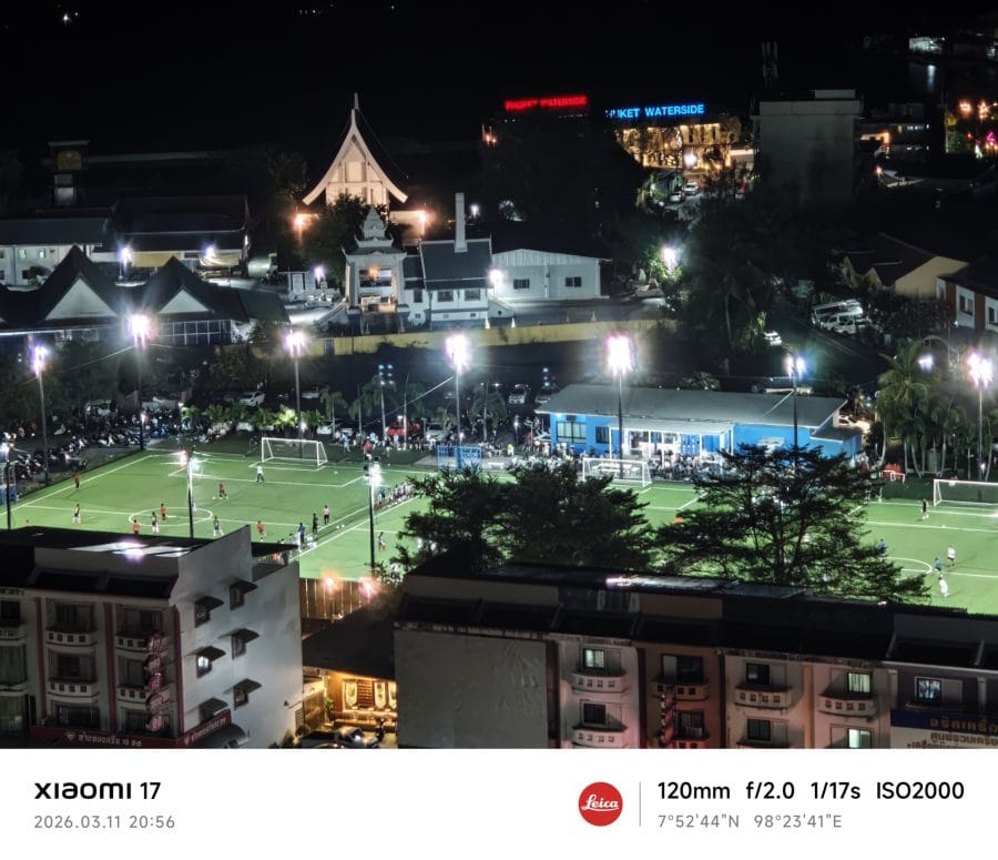 Xiaomi 17 Telekamera Testaufnahme Nacht Fußballplatz
