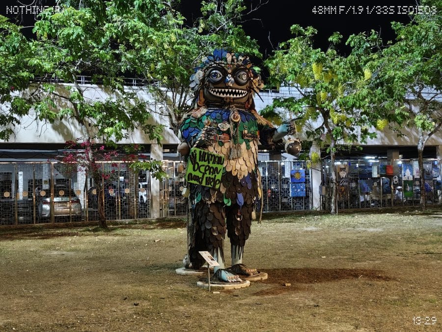 Nothing Phone (4a) Pro Hauptkamera Testaufnahme Nacht Figur