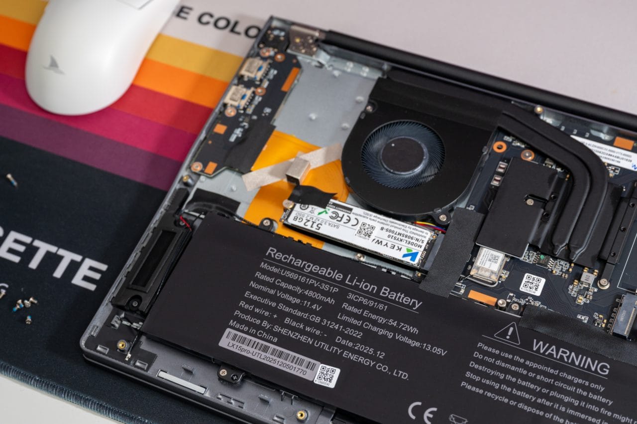 Tivique LX15 Pro SSD-Slot