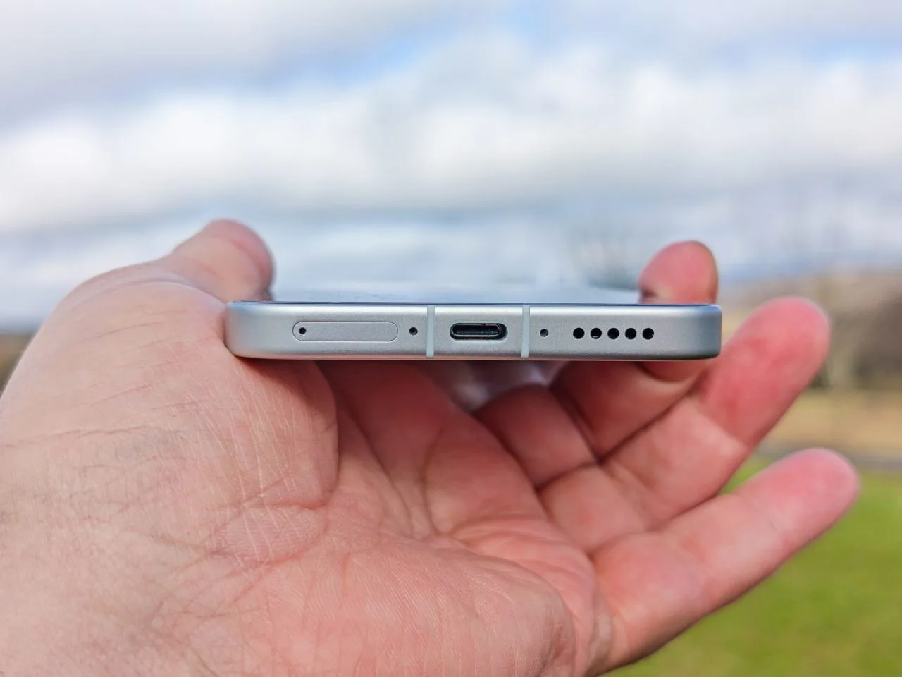 vivo X300 Pro onderkant