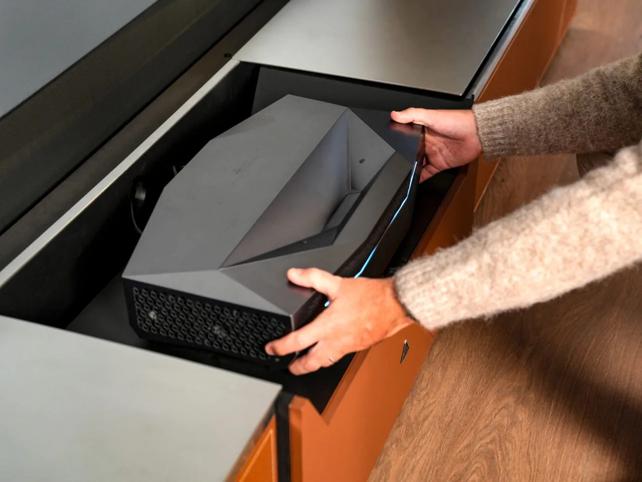 AWOL Vision Aetherion Pro Lifestyle (1)
