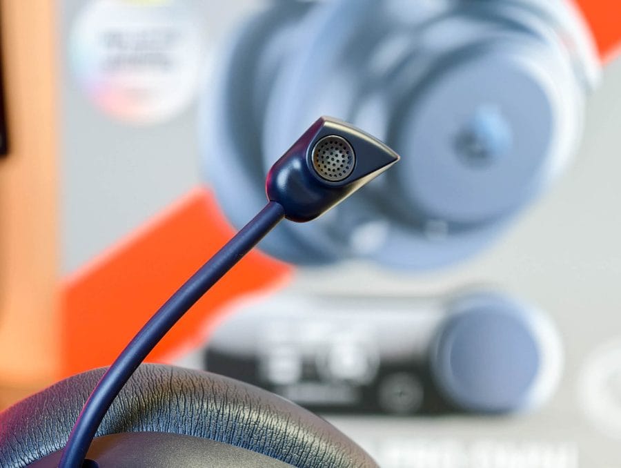 SteelSeries Arctis Nova Pro Omni Mikrofon ausgefahren