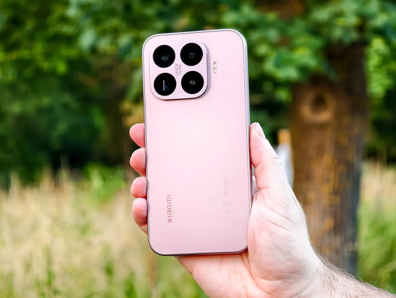 Zadní strana Xiaomi 17T