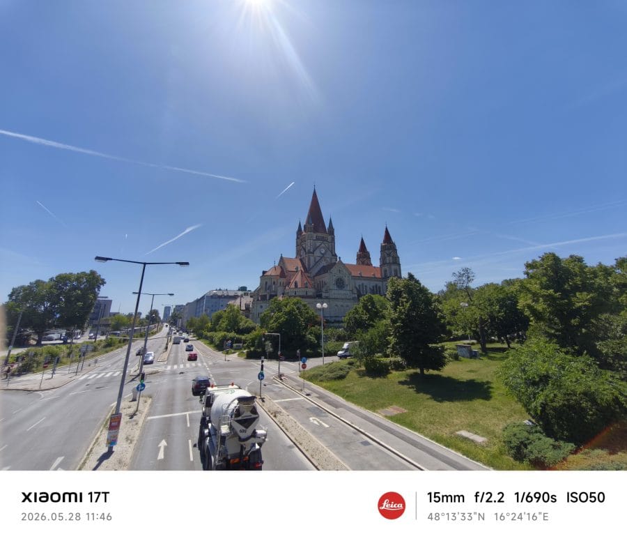 Xiaomi 17T UWK Testaufnahme Straße