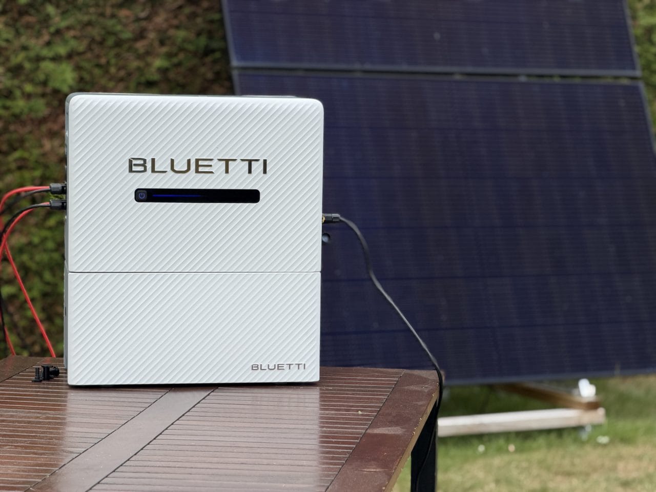 BLUETTI Balco 260 mit Solarmodul