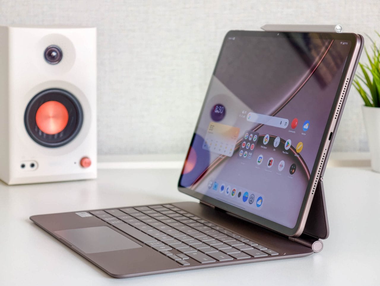 OnePlus Pad 4 mit Keyboard Cover
