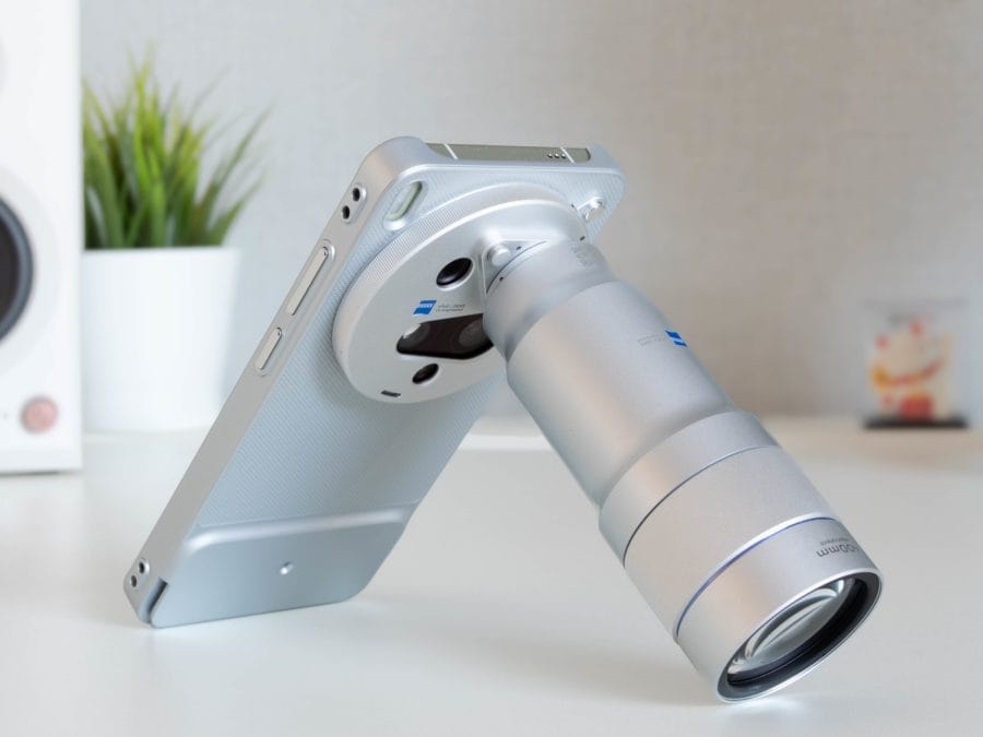 vivo X300 Ultra Objektiv angeschraubt