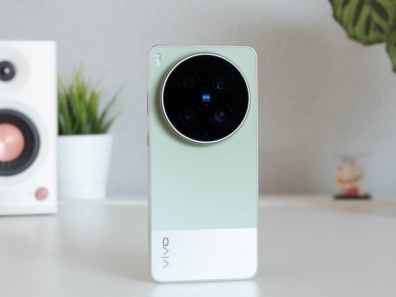 vivo X300 Ultra in Grün