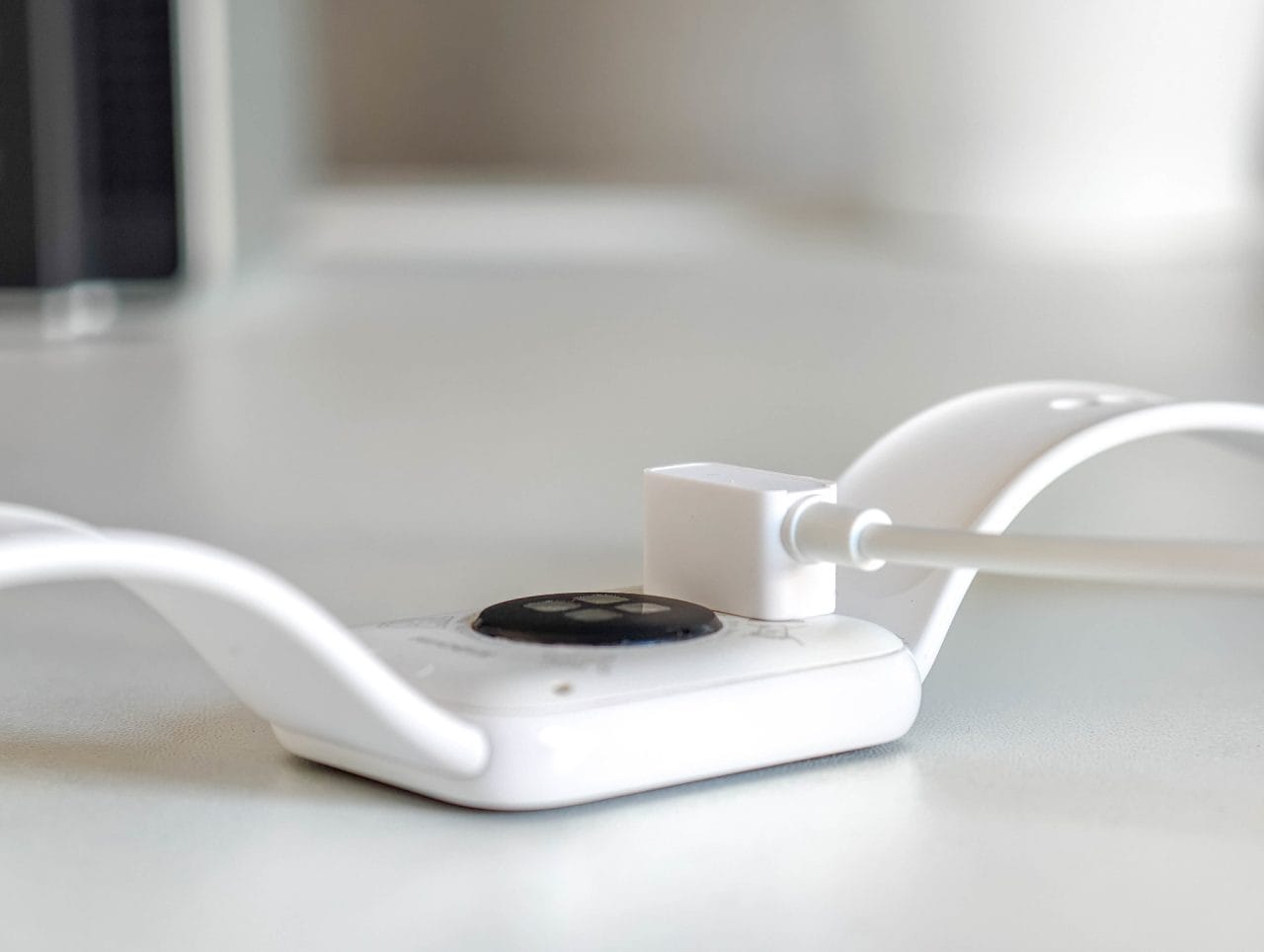 Xiaomi Smart Band 10 Pro Ladestecker