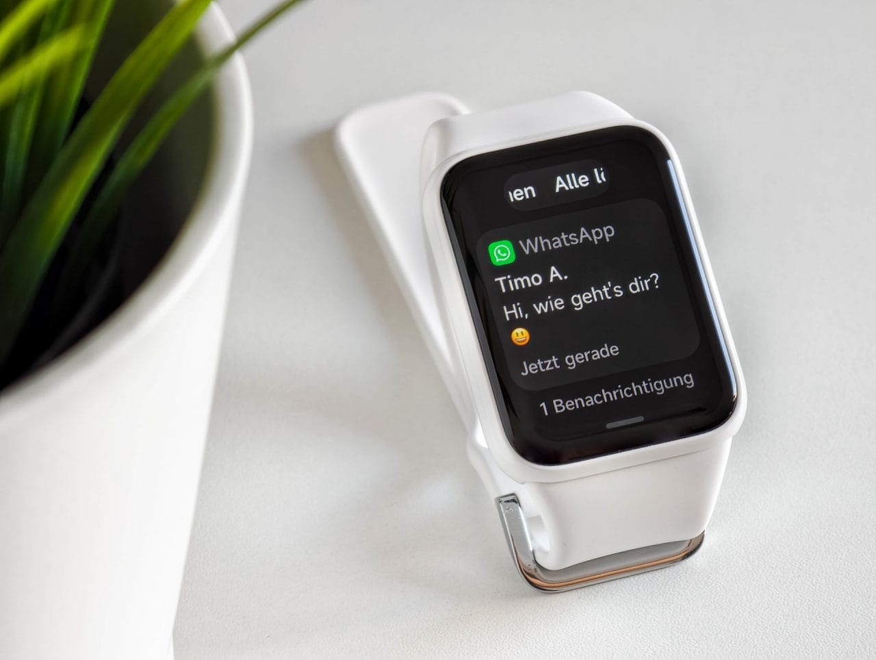Xiaomi Smart Band 10 Pro WhatsApp