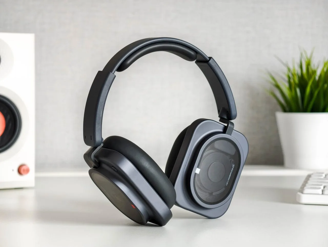 Auriculares Nothing (1) Pro en negro